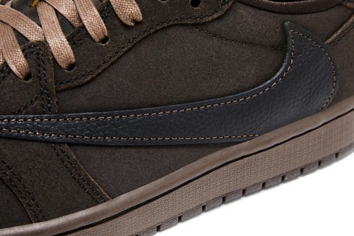 Travis Scott x Air Jordan 1 Retro Low OG SP 'Velvet Brown'