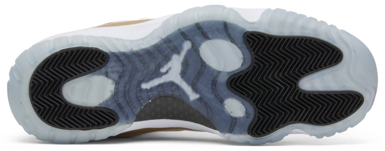 Air Jordan 11 Retro Low 'Closing Ceremony'