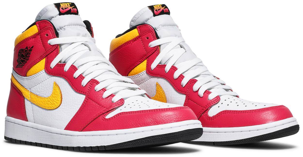 Air Jordan 1 Retro High OG 'Light Fusion Red'