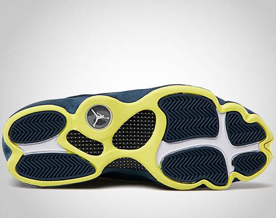 Air Jordan 13 Retro 'Squadron Blue'