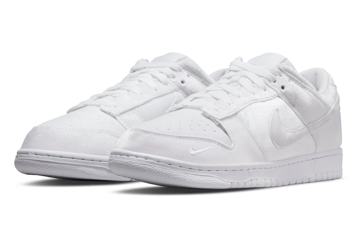 Dover Street Market x Dunk Low 'White Velvet'
