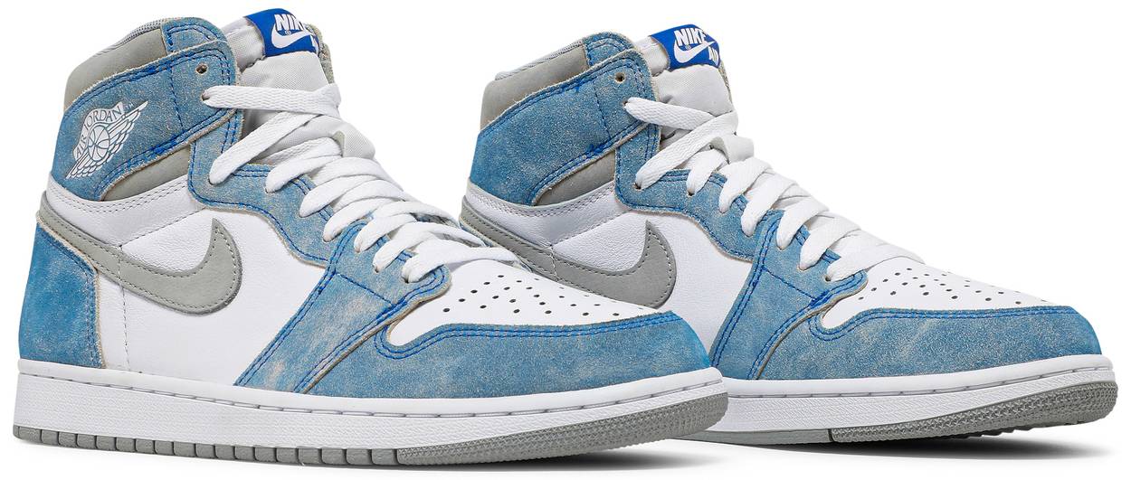 Air Jordan 1 Retro High OG 'Hyper Royal'