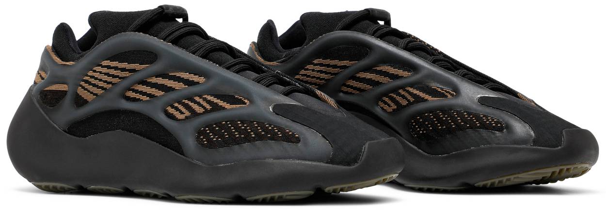 Yeezy 700 V3 'Clay Brown'