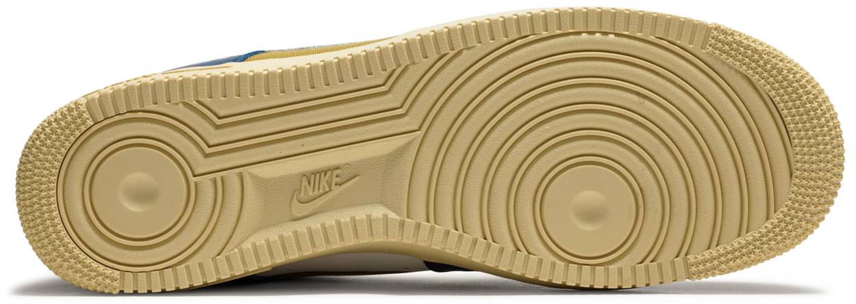 Undefeated x Air Force 1 Low SP 'Dunk vs AF1'