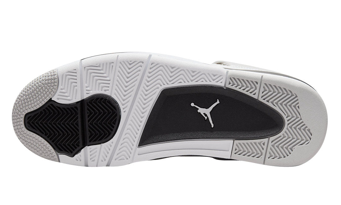 Air Jordan 4 “Military Black“