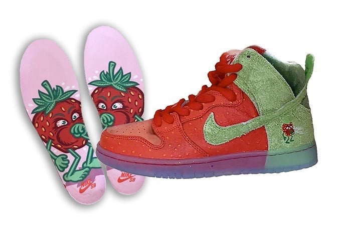 Nike SB Dunk High Strawberry Cough