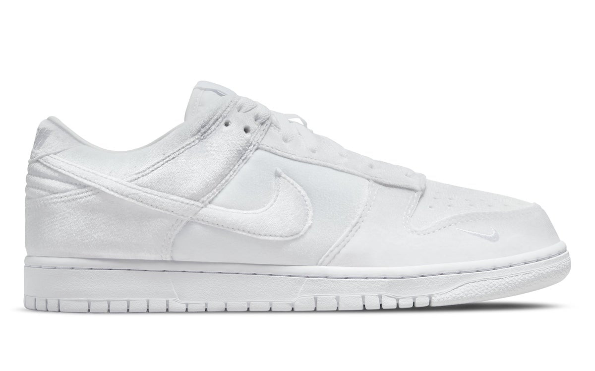 Dover Street Market x Dunk Low 'White Velvet'