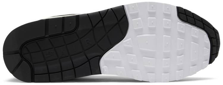 Patta x Air Max 1 'Black' with bracelet