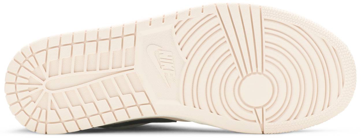 Wmns Air Jordan 1 Low 'Black Guava Ice'