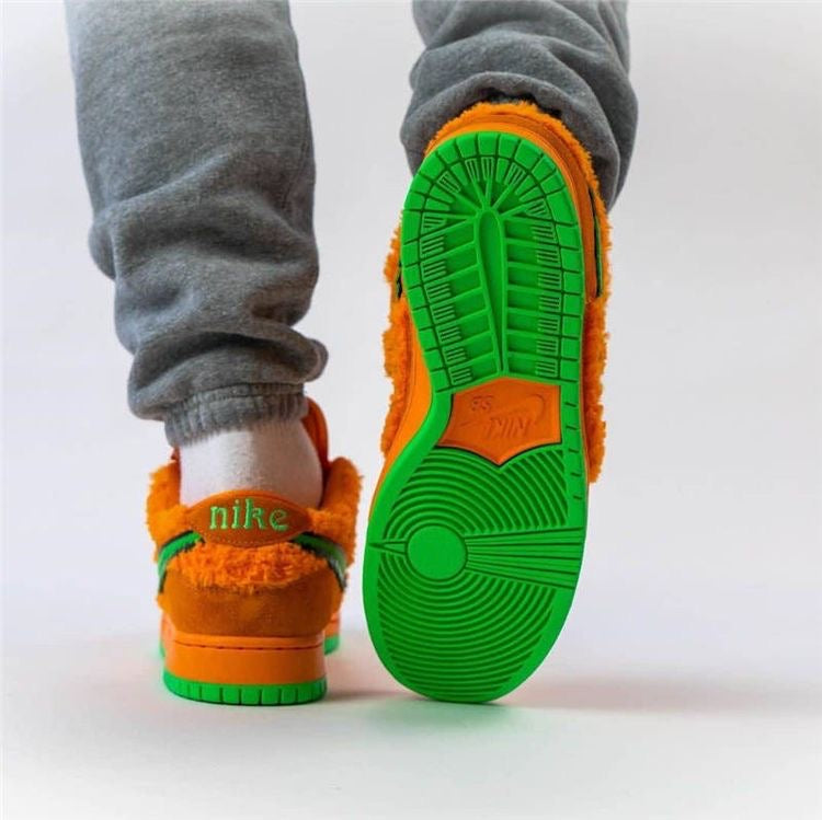 SB Dunk Low “Grateful Dead - Orange Bear”