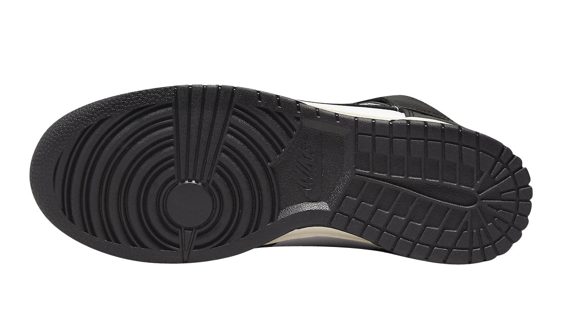 Wmns Nike Dunk High “Vintage Black“