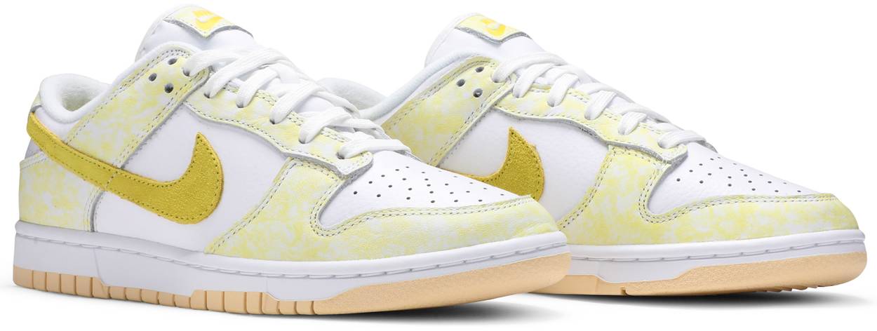 Wmns Dunk Low OG 'Yellow Strike'