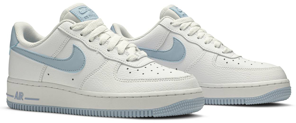 Air Force 1 Low '07 Patent 'Light Armory Blue'