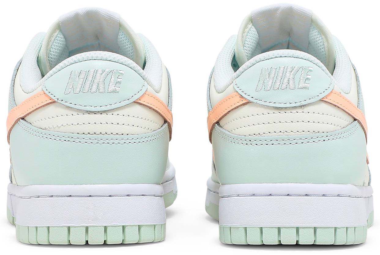 Wmns Dunk Low 'Barely Green'