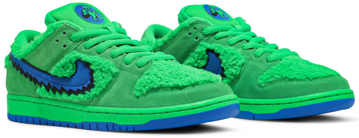 SB Dunk Low “Grateful Dead - Green Bear”