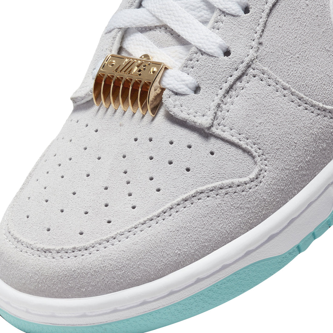 Nike Dunk Low “Barber Shop Grey“