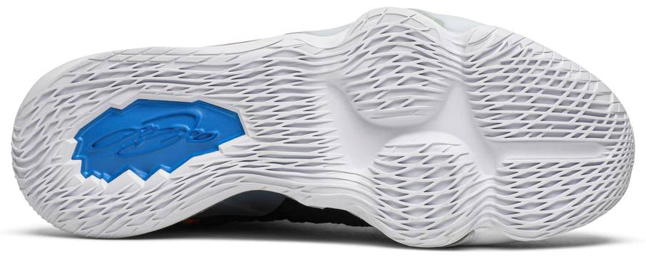 LeBron 17 'James Gang'