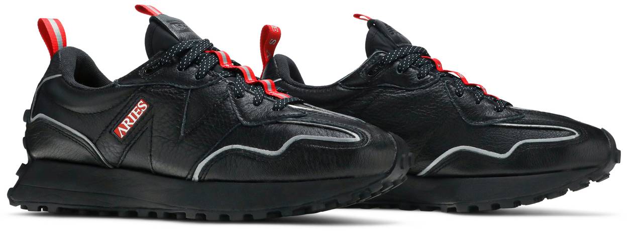 New Balance Aries x 327 'INVINCIBLE II - Black'