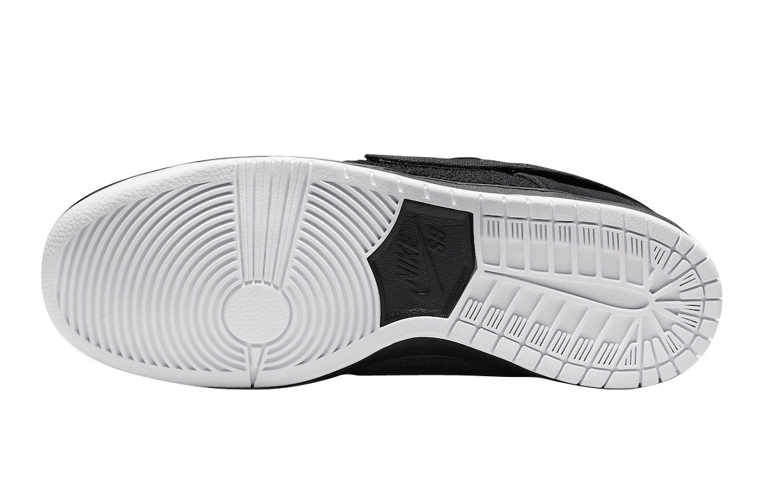 Gnarhunters X Nike SB Dunk Low