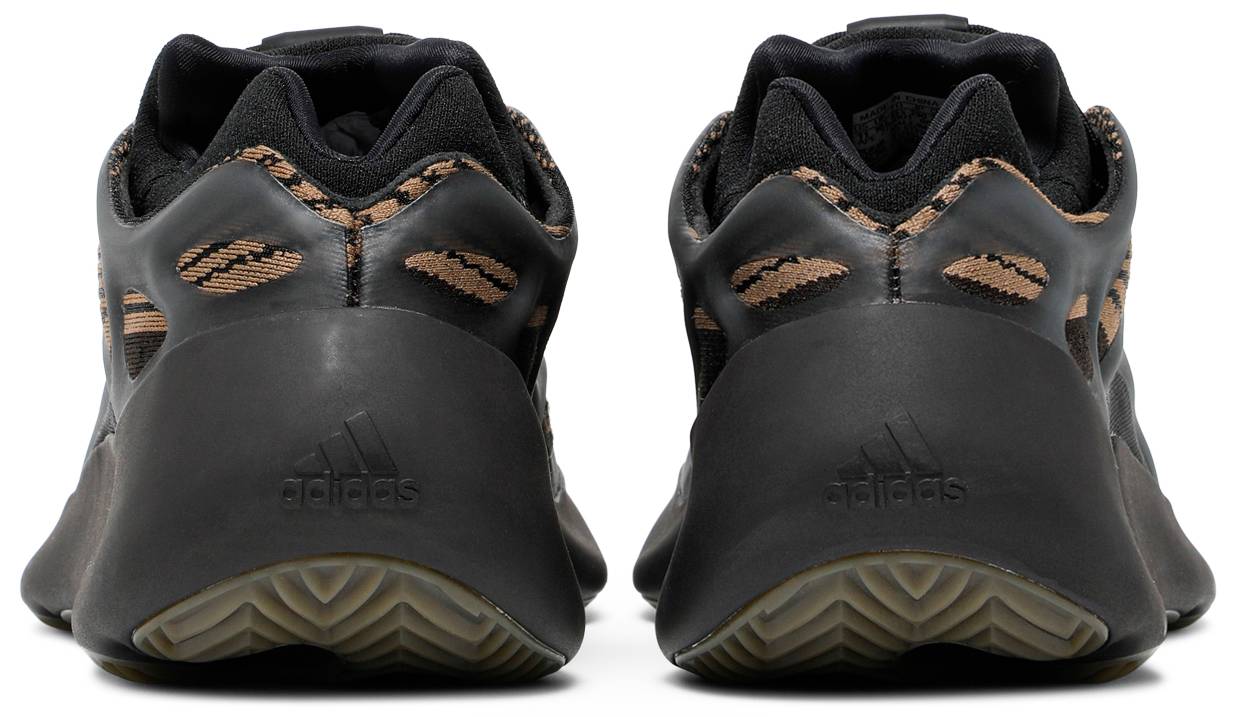 Yeezy 700 V3 'Clay Brown'