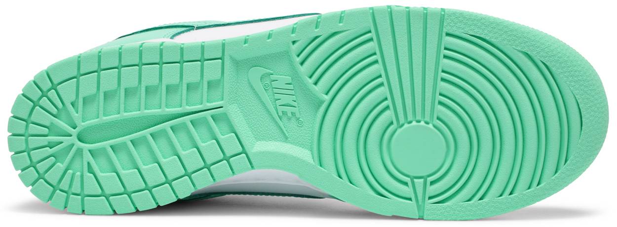 Wmns Dunk Low 'Green Glow'