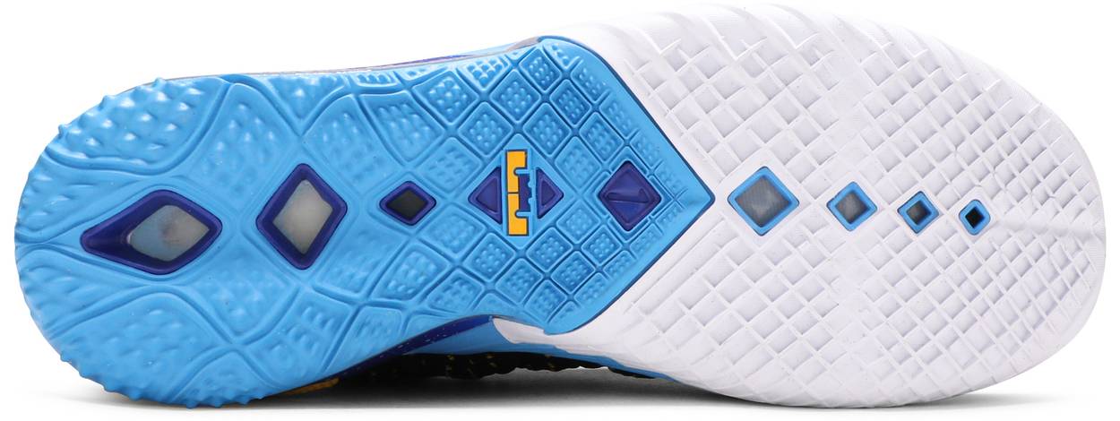 LeBron 18 'Lakers Heritage'