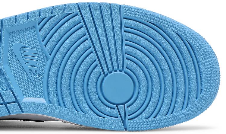 Wmns Air Jordan 1 Mid 'University Blue'