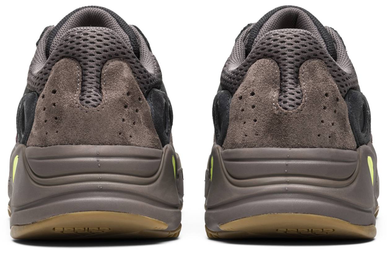 Yeezy Boost 700 'Mauve'