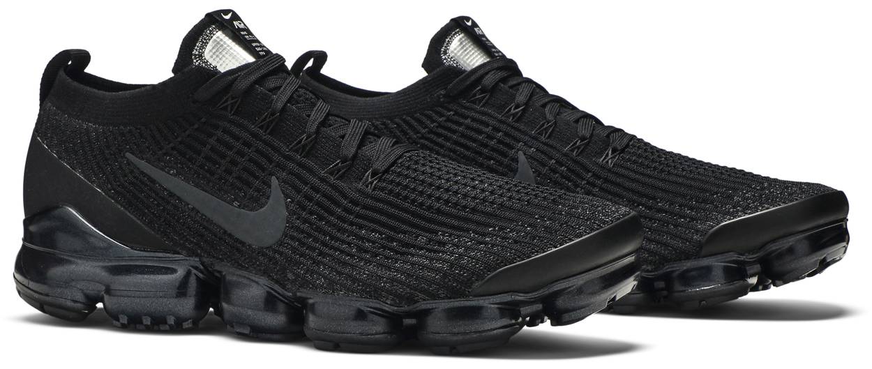 Air VaporMax Flyknit 3 'Triple Black'