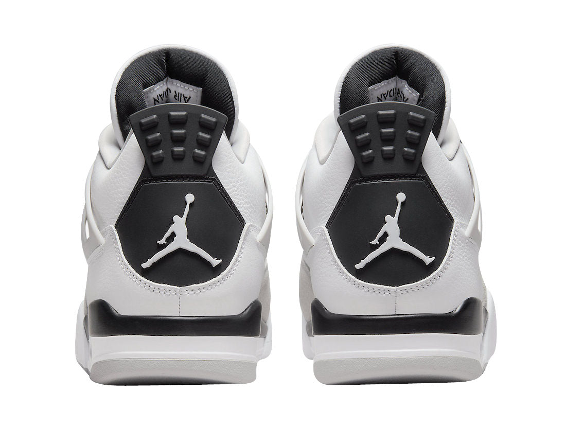 Air Jordan 4 “Military Black“