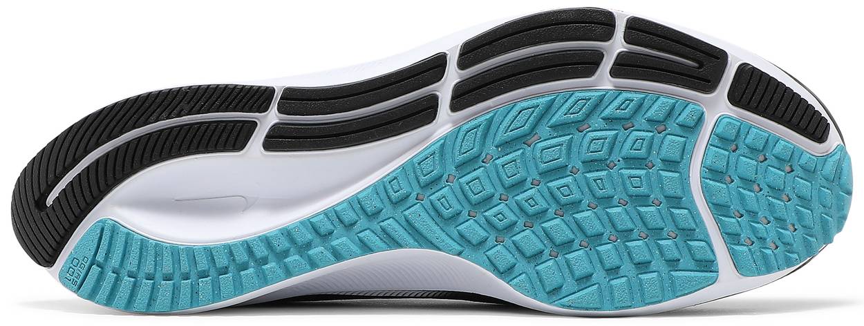 Air Zoom Pegasus 38 'Black Metallic Silver'