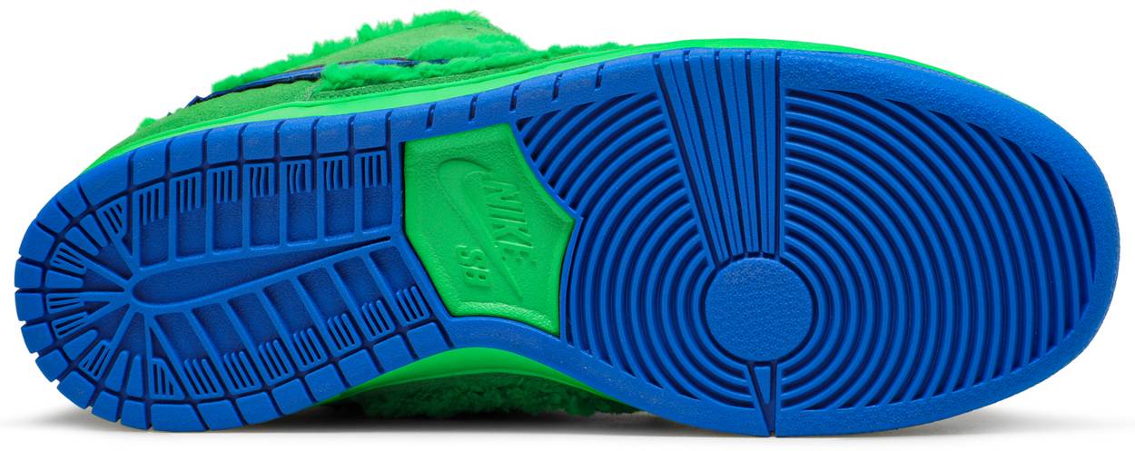 SB Dunk Low “Grateful Dead - Green Bear”