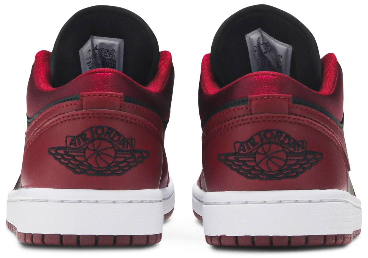 Wmns Air Jordan 1 Low SE 'Dark Beetroot'