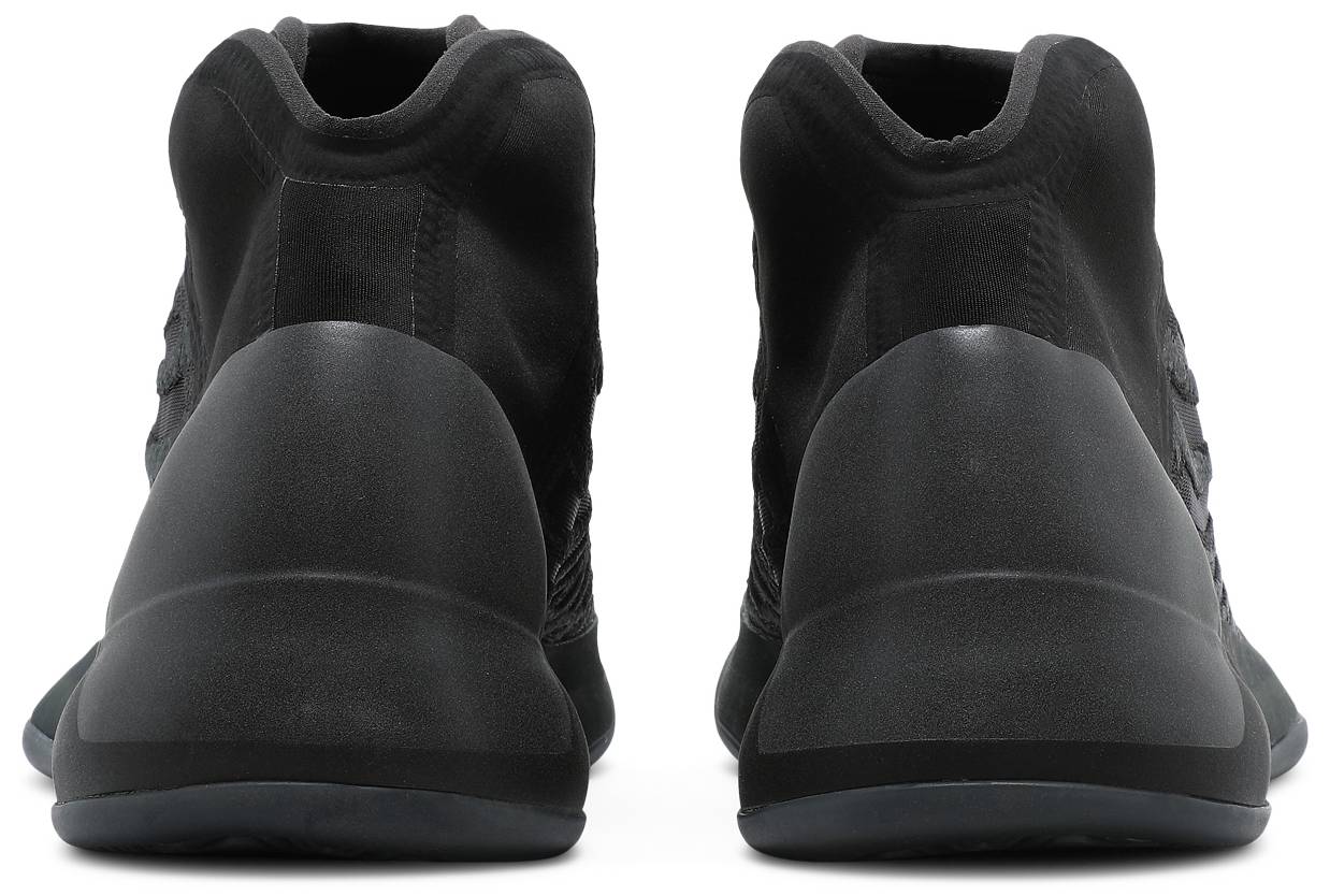 Yeezy Quantum 'Onyx'