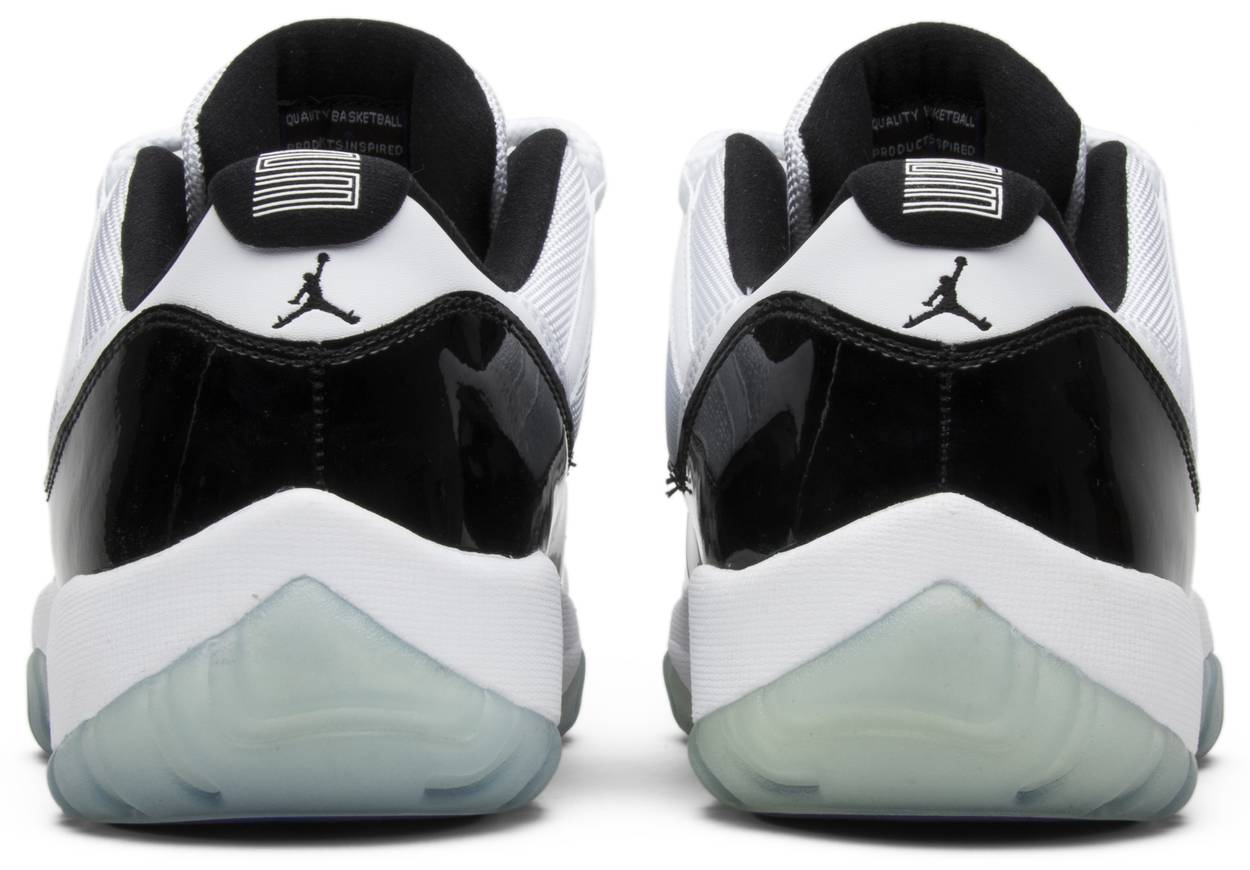 Air Jordan 11 Retro Low 'Concord'