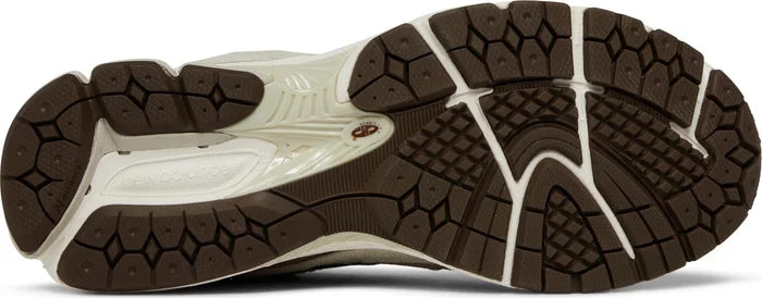 New Balance 2002R SSENSE ‘Exclusive Corduroy‘