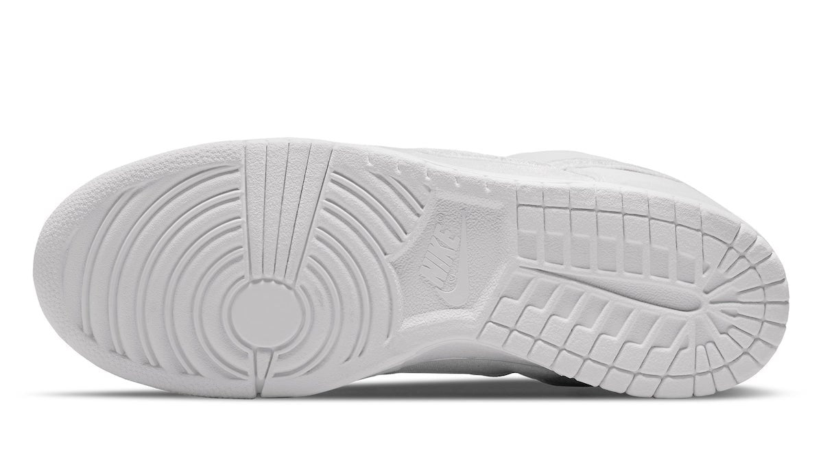 Dover Street Market x Dunk Low 'White Velvet'