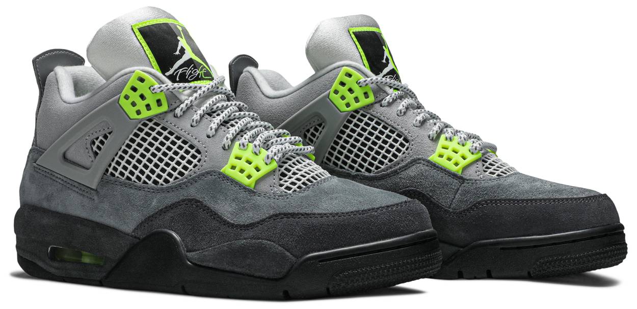 Air Jordan 4 Retro SE  “Neon”