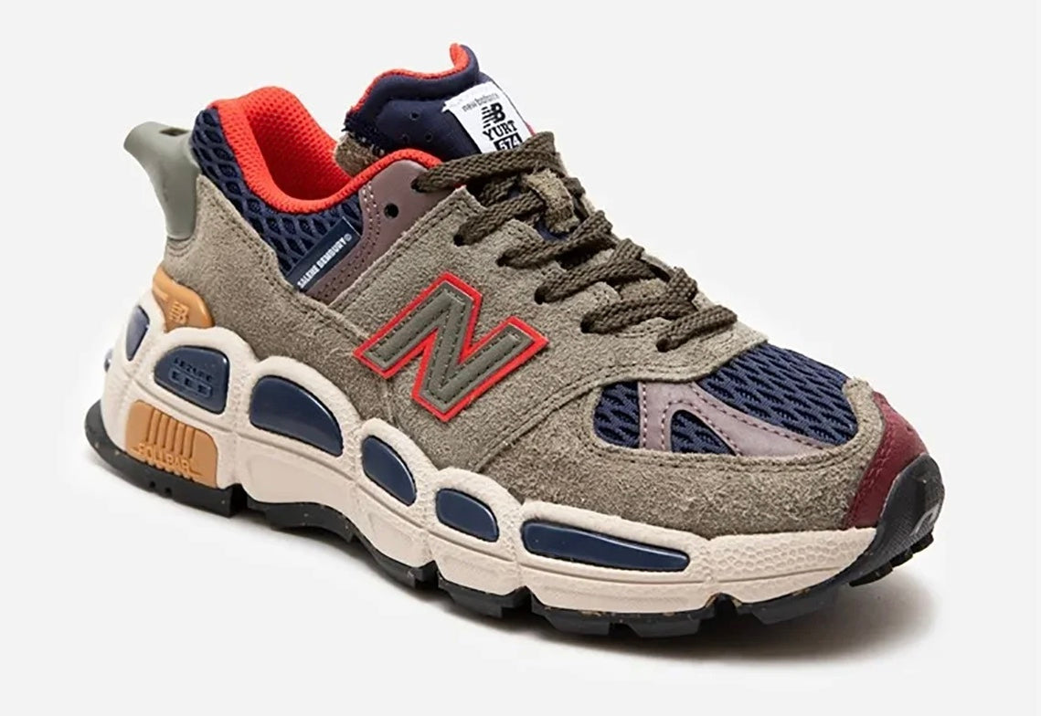 Salehe Bembury x 574 YURT 'Team Forest Green'