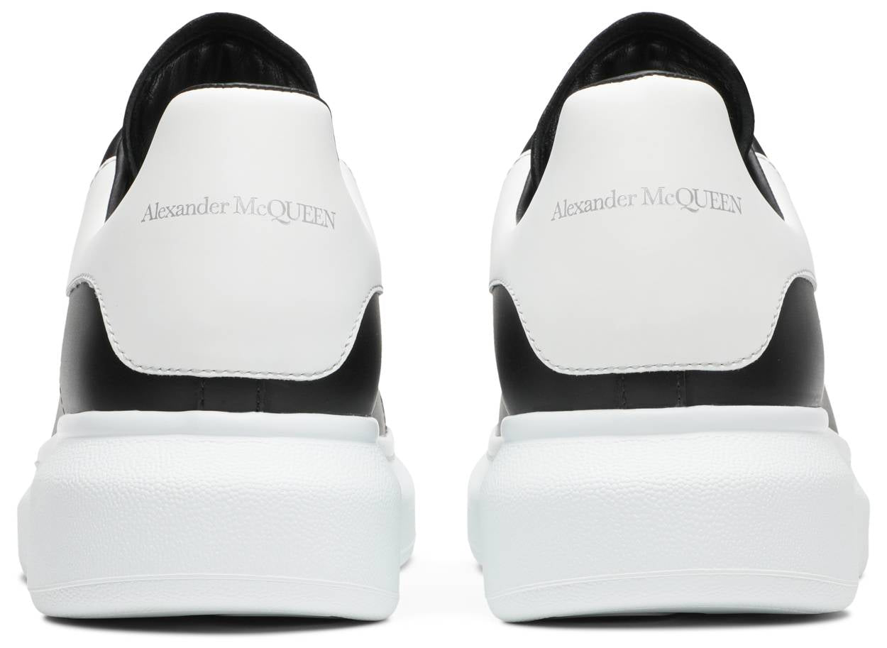 Alexander McQueen Oversized Sneaker 'Black White'