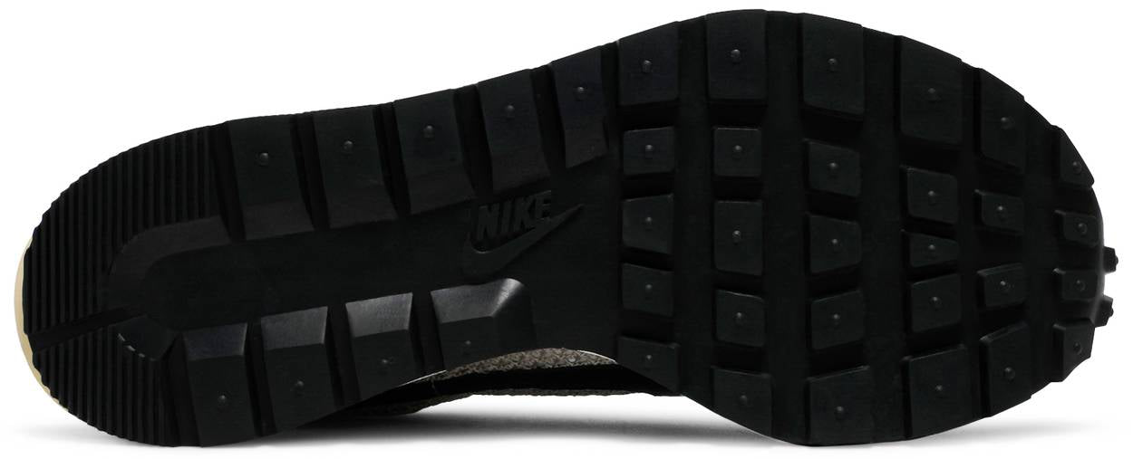 Sacai x VaporWaffle SP 'Villain Red'