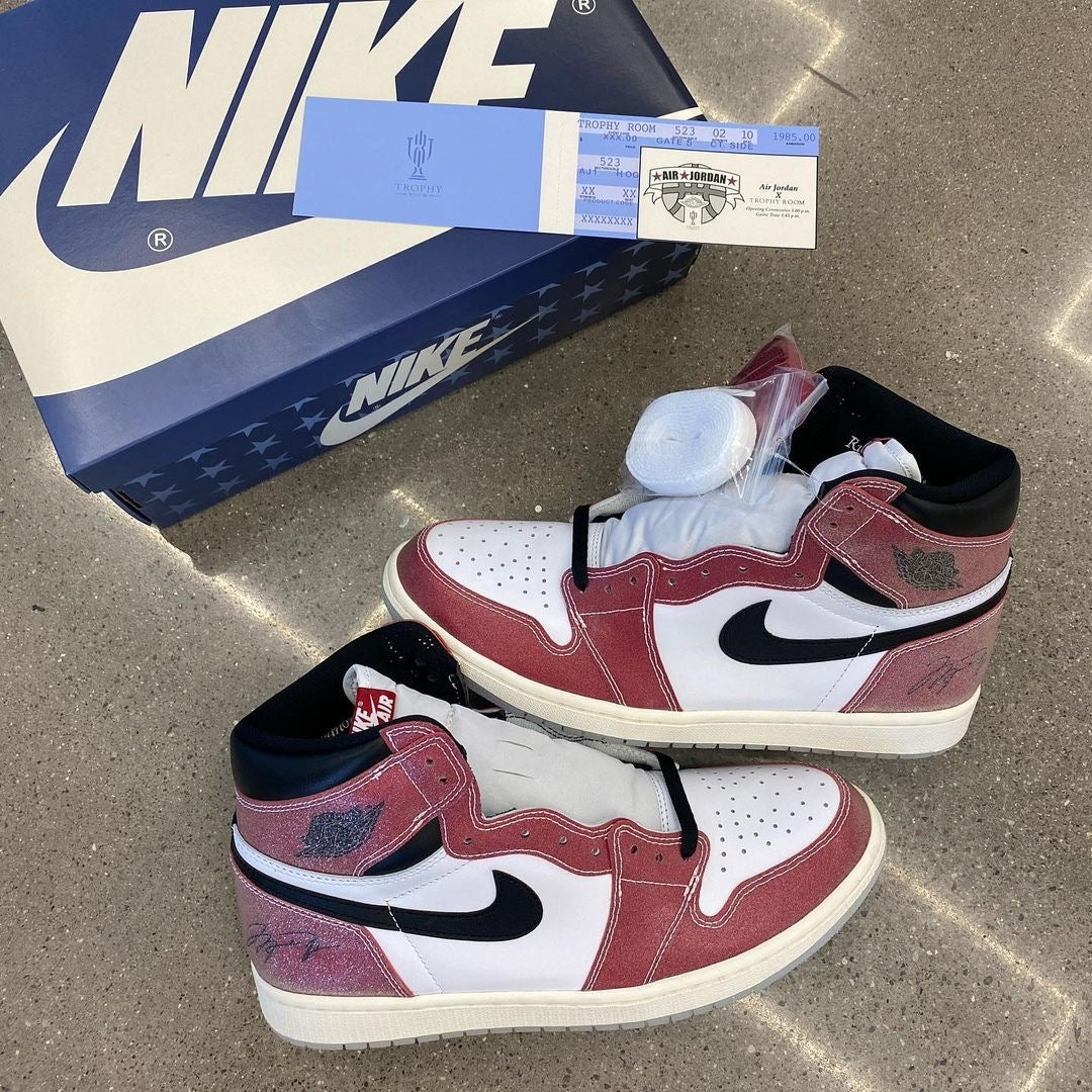 Trophy Room x Air Jordan 1 Retro High OG SP 'Chicago'