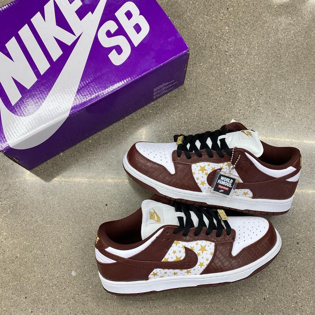 Supreme x Dunk Low OG SB QS 'Barkroot Brown'