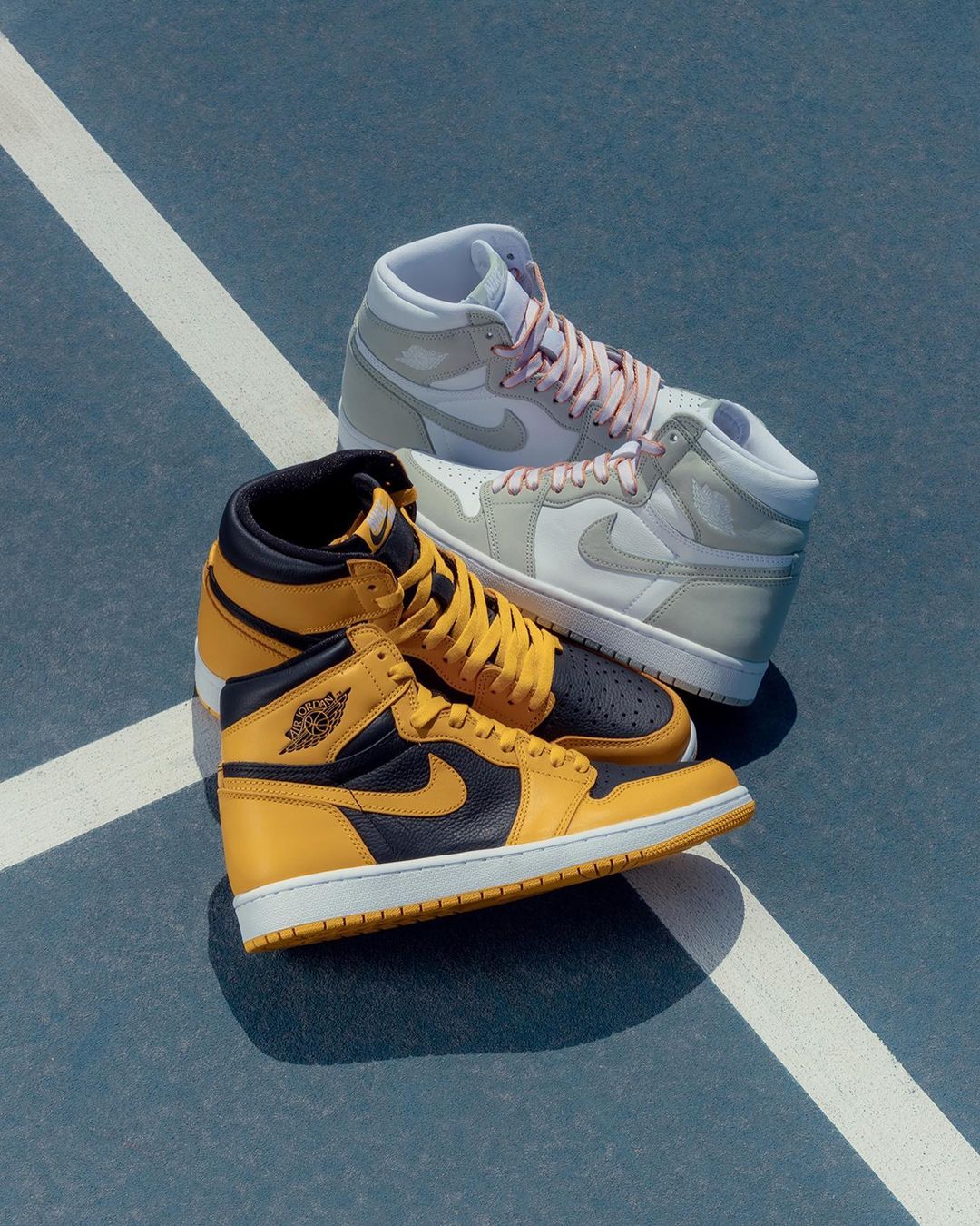 Air Jordan 1 High Retro OG 'Pollen'