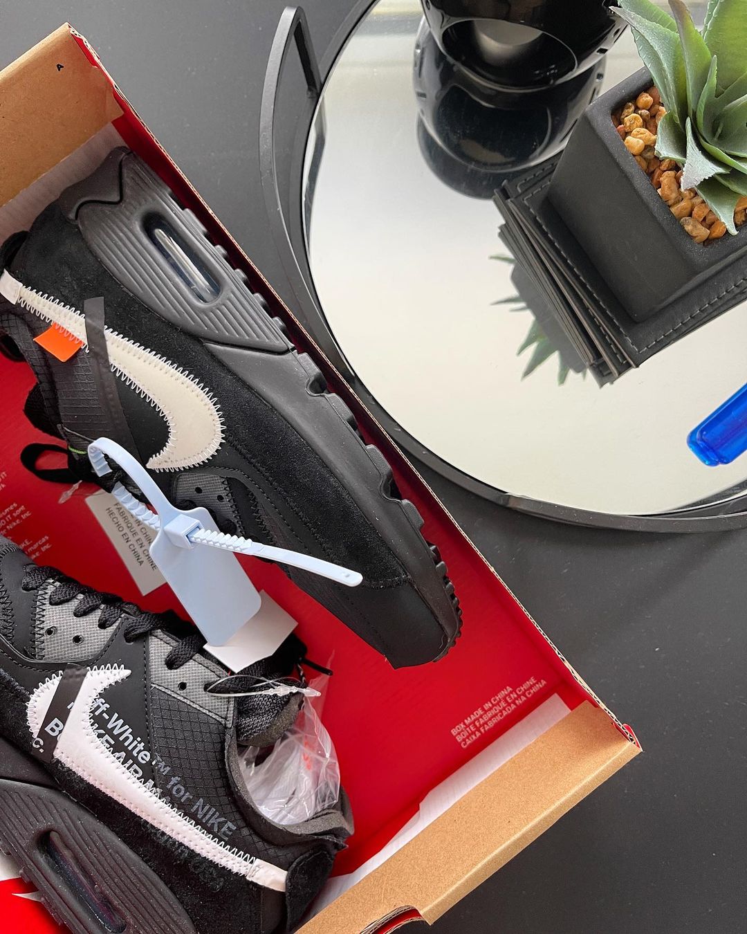 Off-White x Air Max 90 'Black'