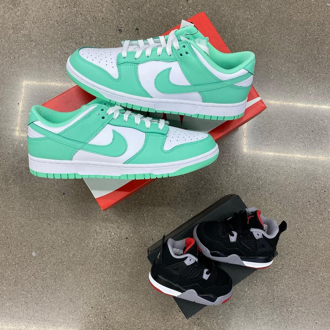 Wmns Dunk Low 'Green Glow'