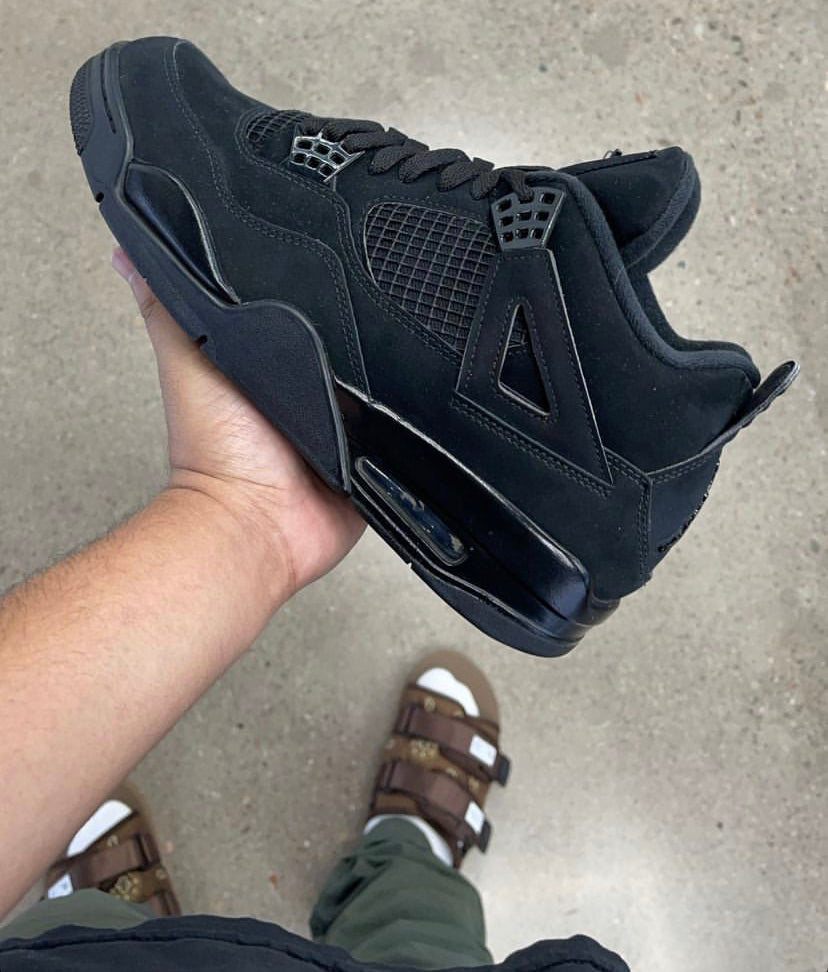 Air Jordan 4 Retro  “Black Cat”