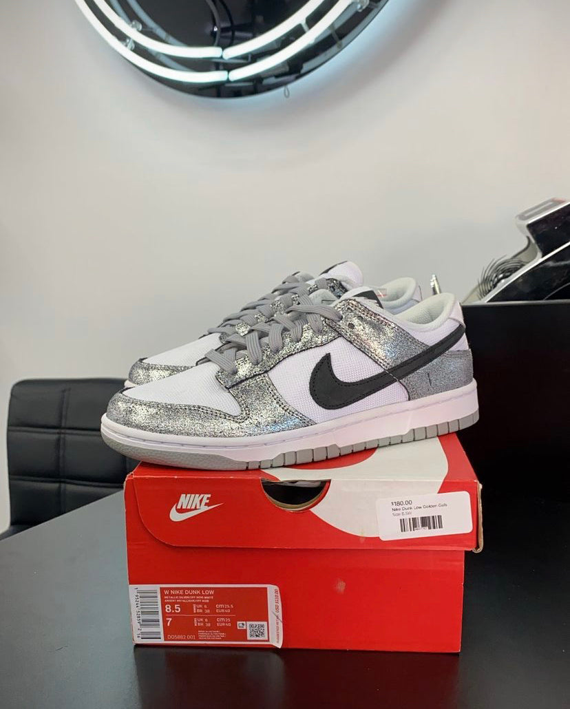 Wmns Dunk Low 'Golden Gals'