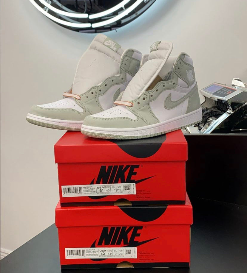 Wmns Air Jordan 1 Retro High OG 'Seafoam'