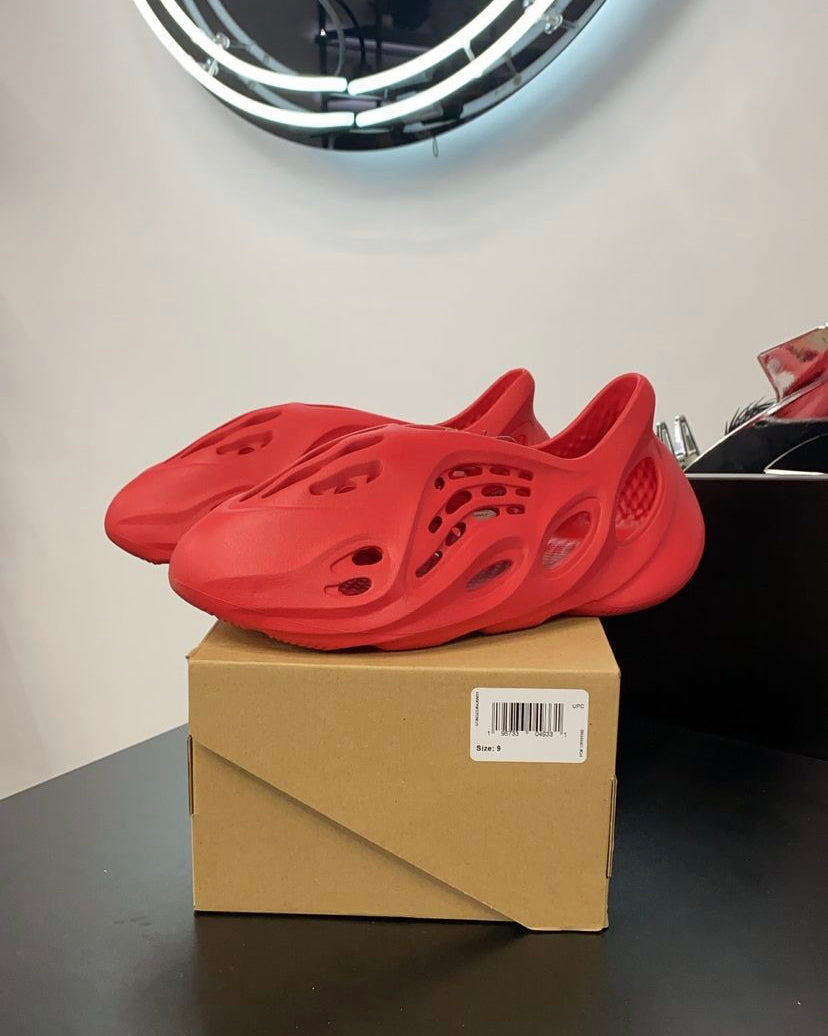 Yeezy Foam Runner 'Vermilion'